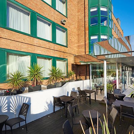 Crowne Plaza London Ealing By Ihg Hotel Eksteriør billede