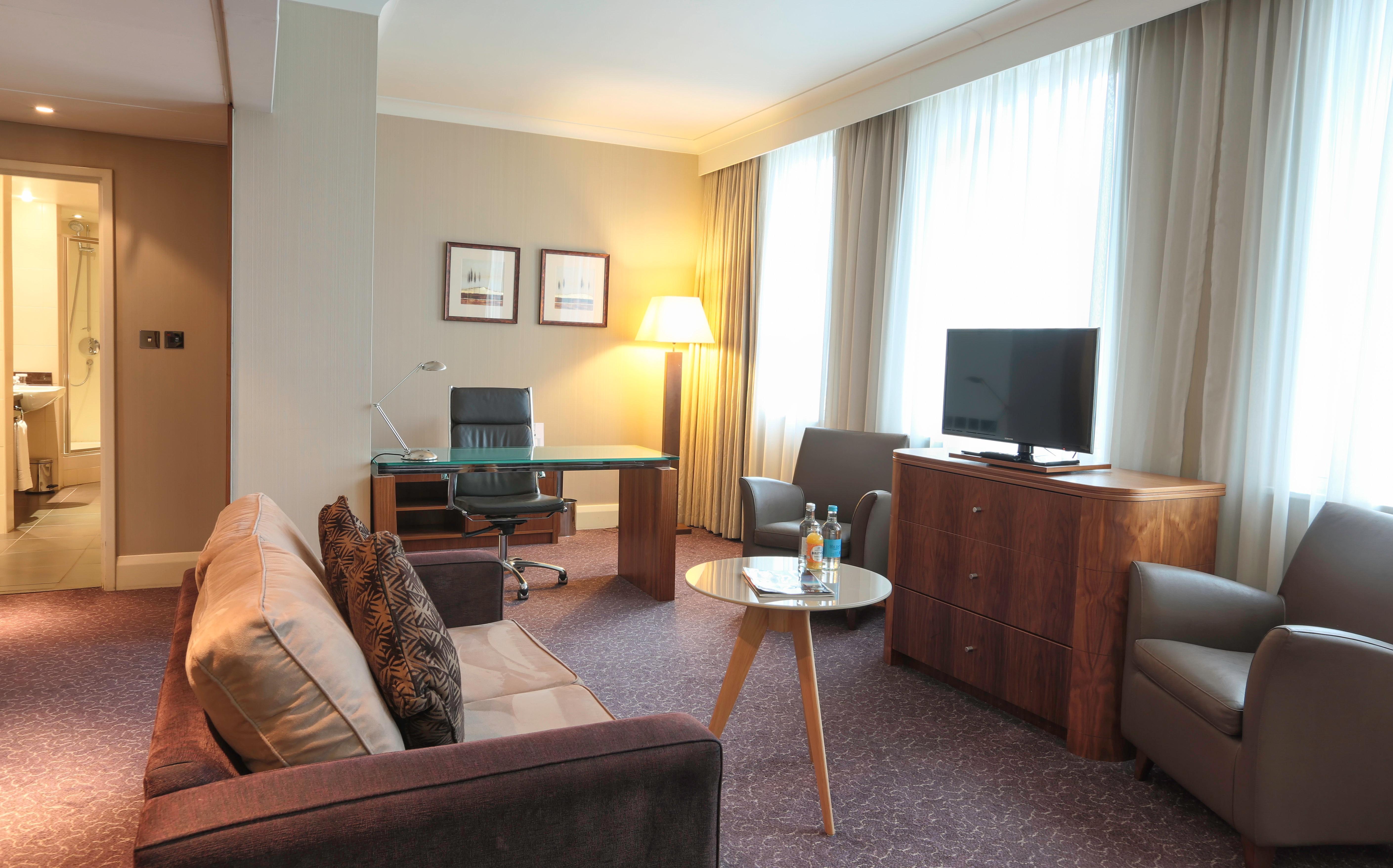Crowne Plaza London Ealing By Ihg Hotel Eksteriør billede
