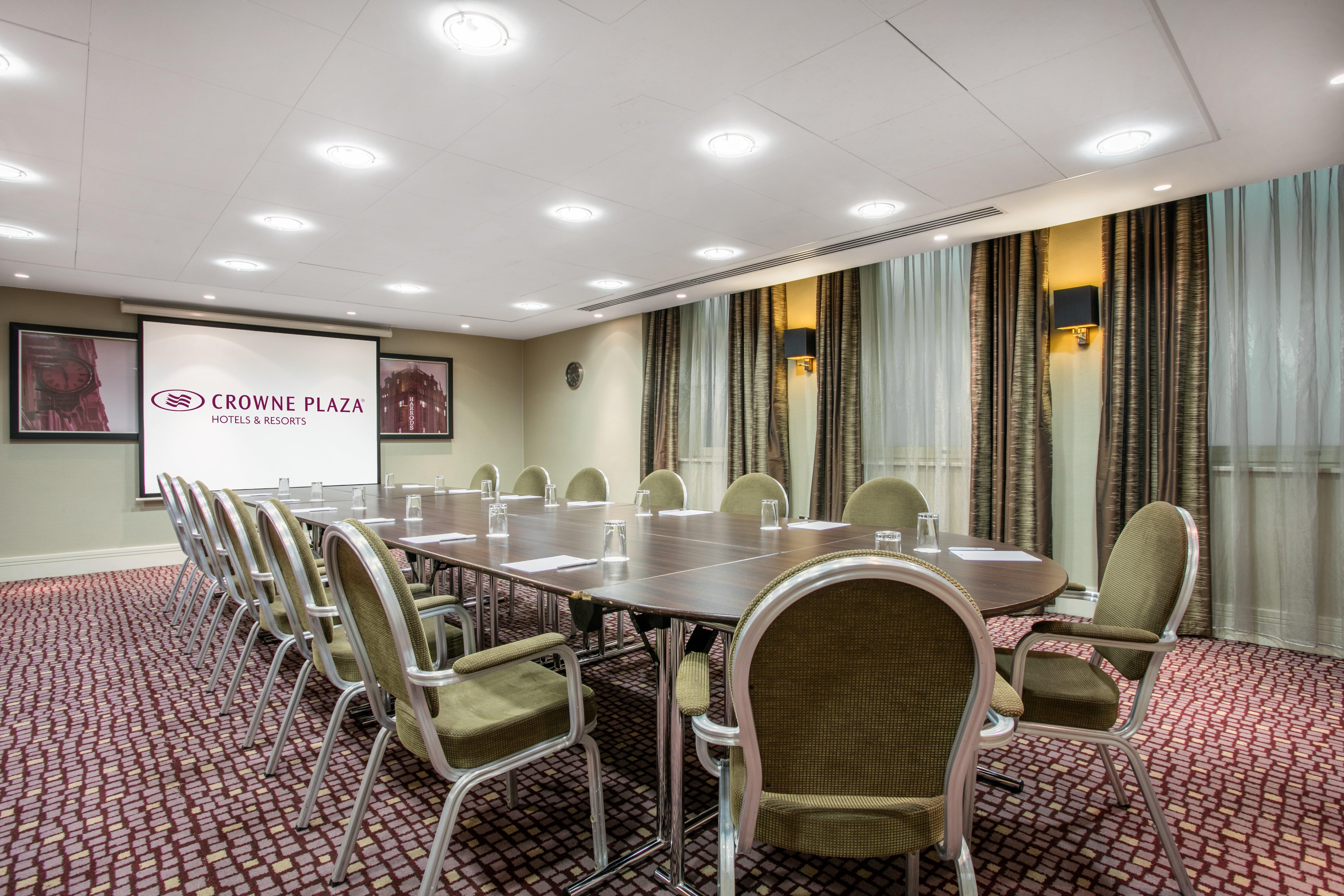 Crowne Plaza London Ealing By Ihg Hotel Eksteriør billede