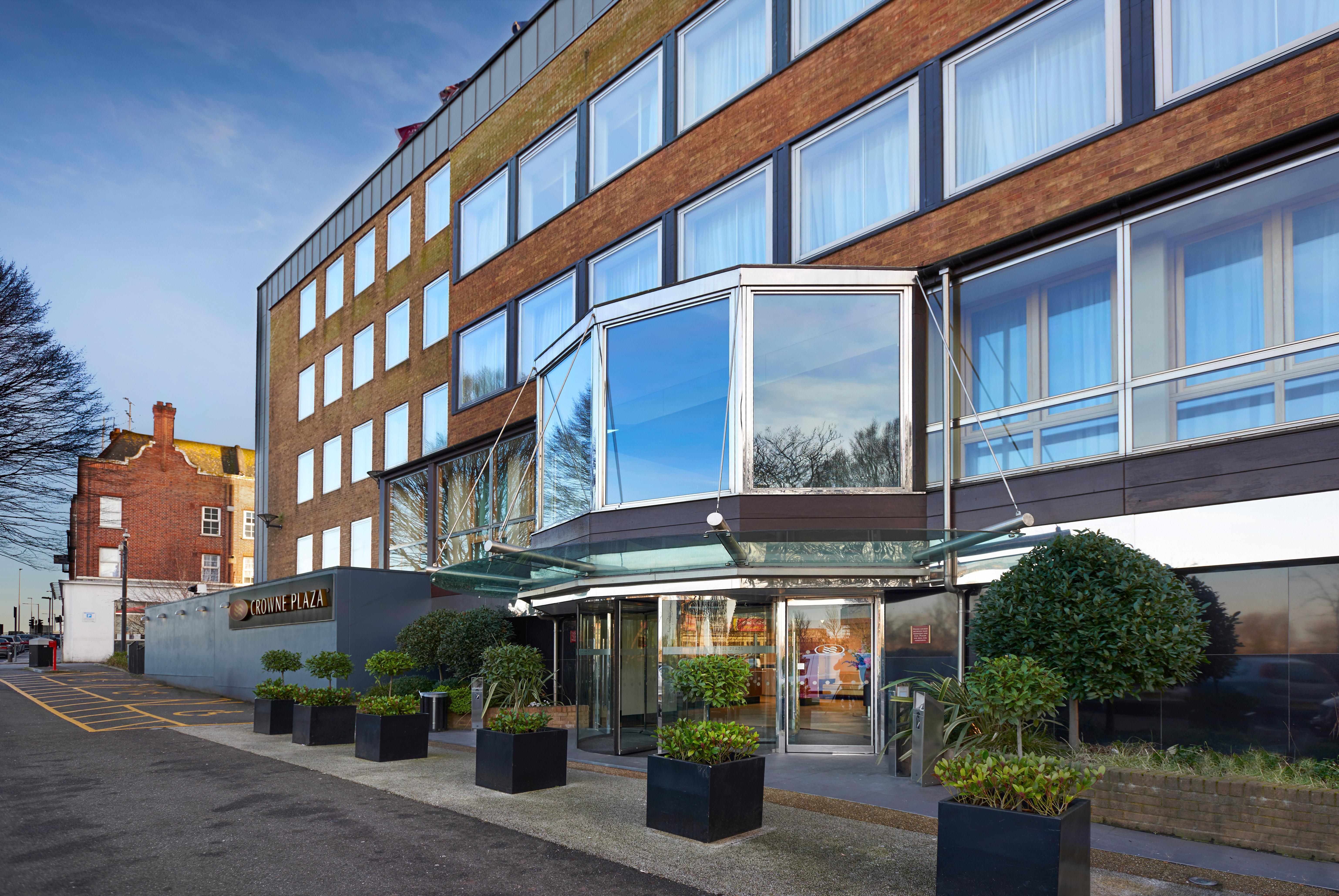 Crowne Plaza London Ealing By Ihg Hotel Eksteriør billede