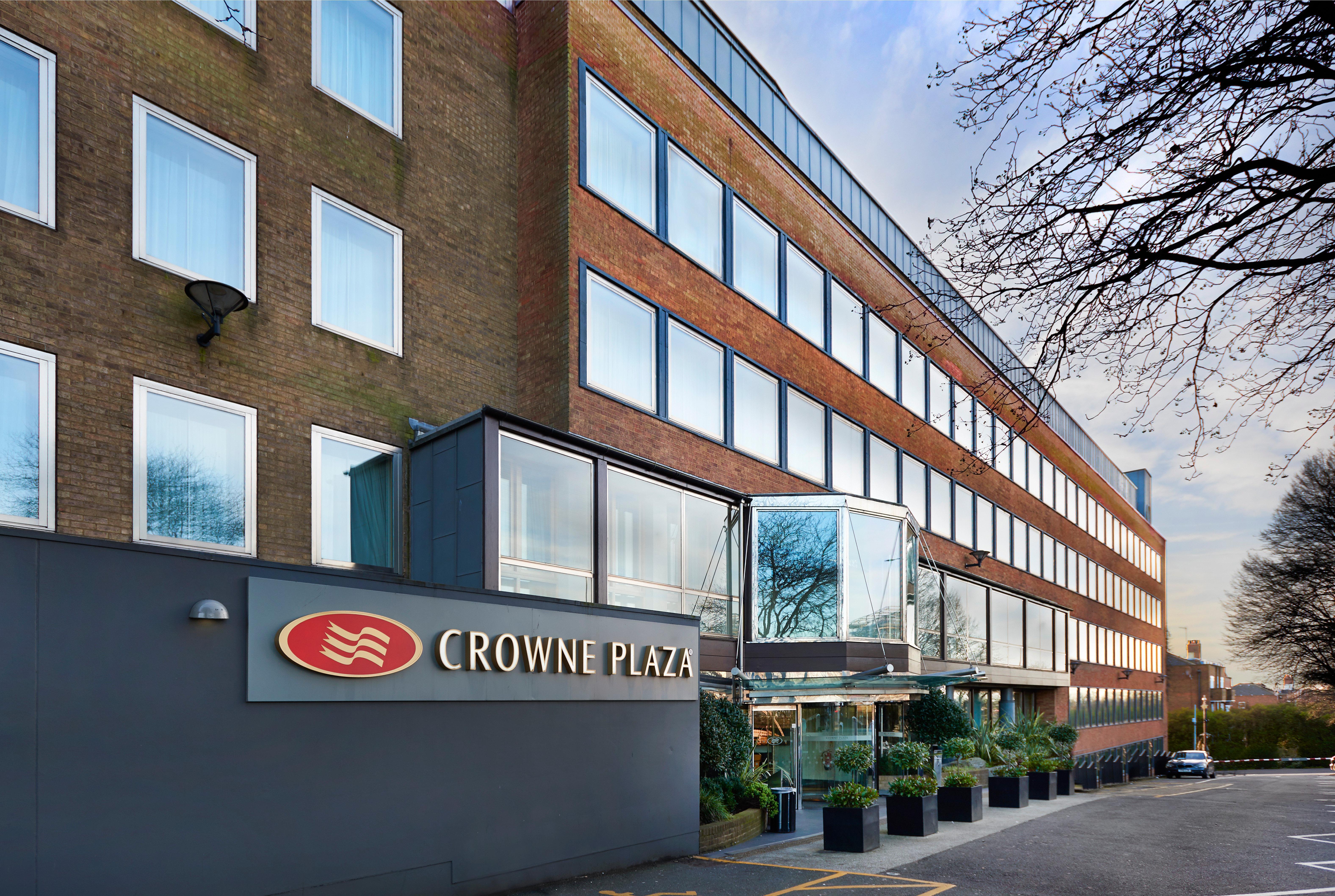 Crowne Plaza London Ealing By Ihg Hotel Eksteriør billede