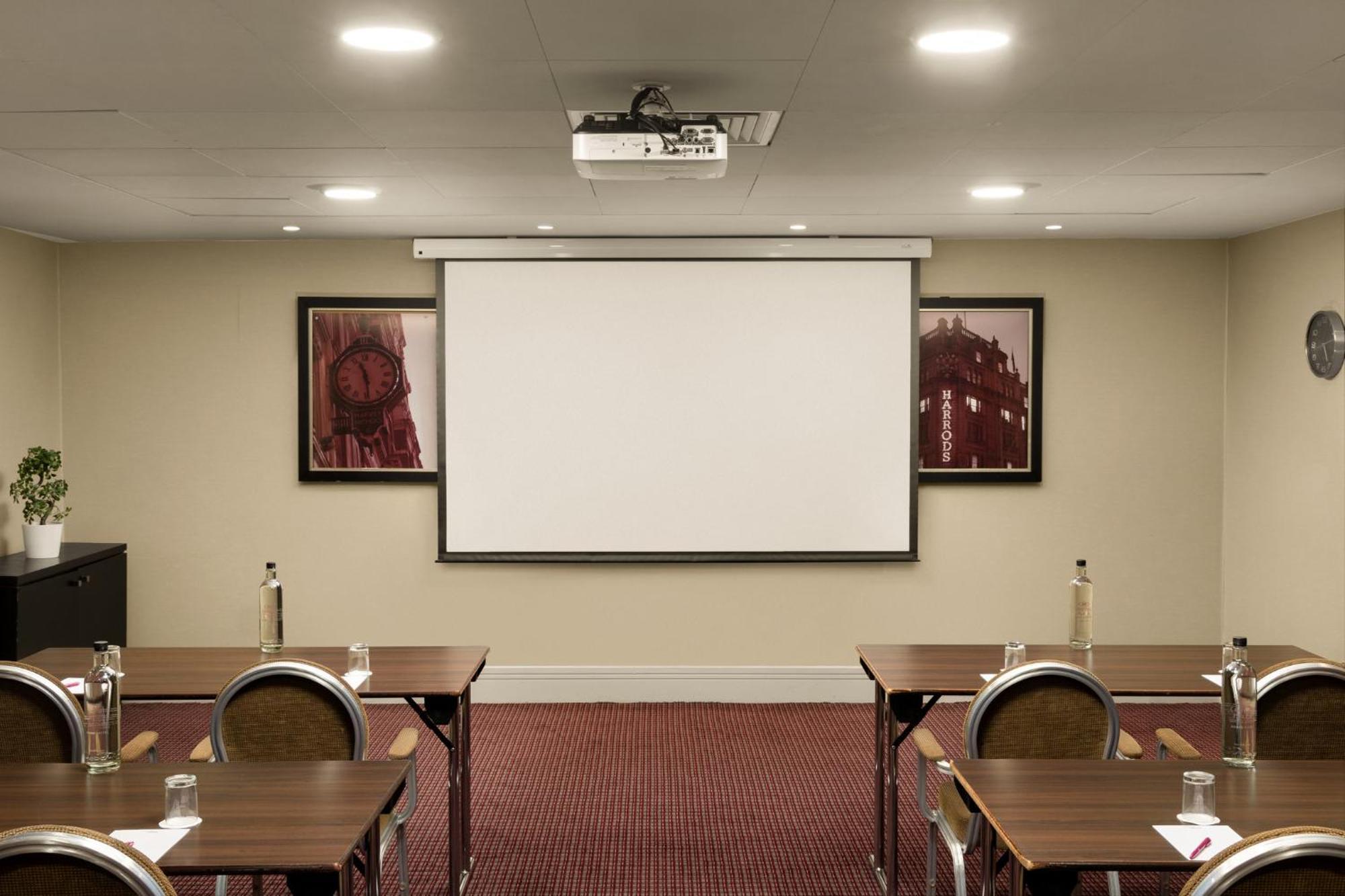 Crowne Plaza London Ealing By Ihg Hotel Eksteriør billede