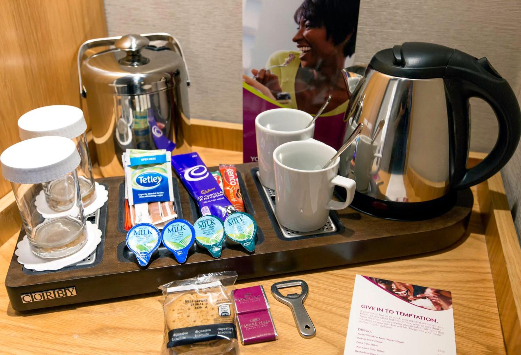 Crowne Plaza London Ealing By Ihg Hotel Eksteriør billede